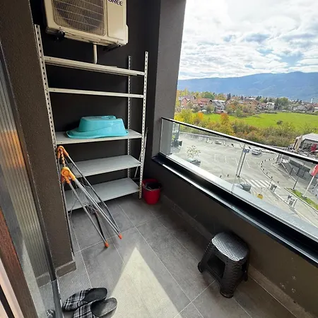 Bulevar Apartment *